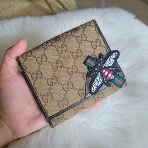100% Authentic Gucci vintage GG canvas wallet AS IS no embellishment stickers.